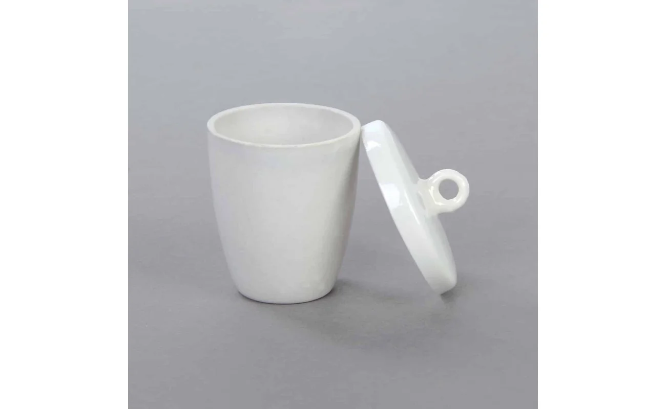 porcelain crucible, tall form with lid